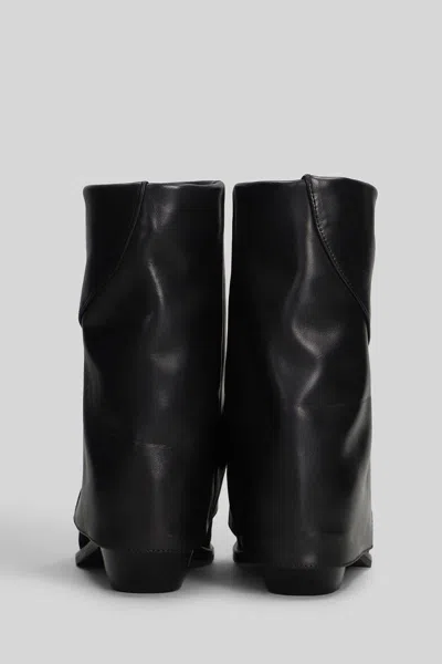 Julie Dee Texan Ankle Boots In Black