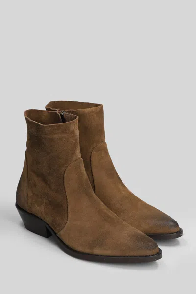 Julie Dee 40mm Pointed-toe Boots In Brown