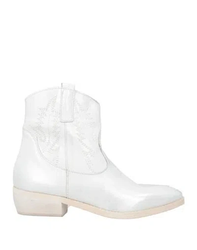 Divine Follie Woman Ankle Boots White Size 8 Leather In White