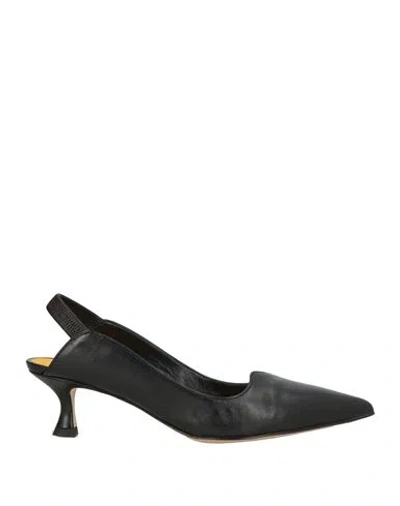 Mara Bini Woman Pumps Black Size 7.5 Leather In Black