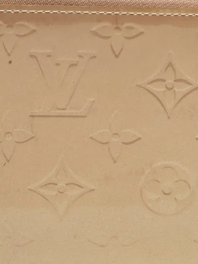 Pre-owned Louis Vuitton 2012 Zippy Leather Wallet In Neutral