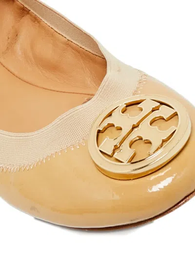 Pre-owned Tory Burch Caroline Scrunched Ballet Flats In Neutral