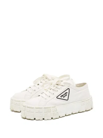 Pre-owned Prada 40mm Logo Platform Sneakers In White