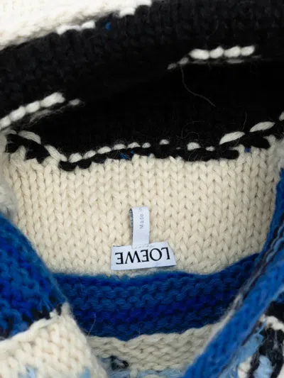 Pre-owned Loewe 2000-2025 Knitted Wool Dragon Fringed Flap Crossbody Bag In White