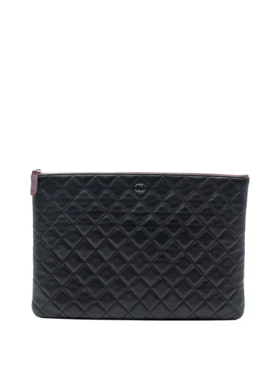 Pre-owned Chanel 2013-2014 Large Quilted Lambskin O Case Clutch Bag In Black
