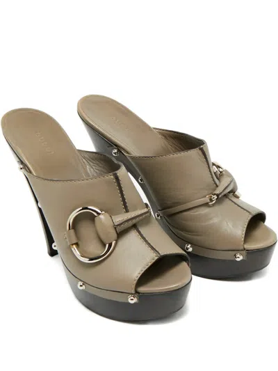 Pre-owned Gucci Icon Bit Platform Mules In Gray