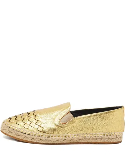 Pre-owned Bottega Veneta Intrecciato Flat Espadrilles In Gold