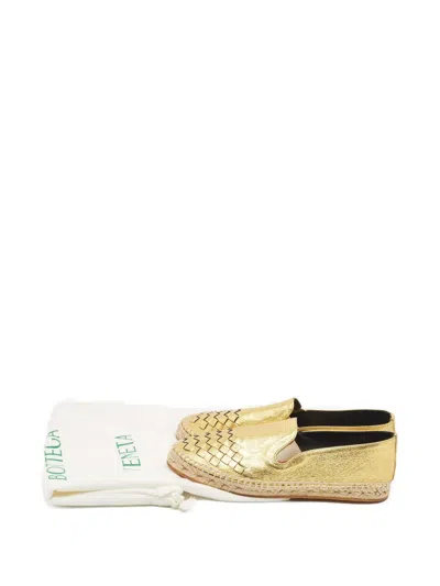 Pre-owned Bottega Veneta Intrecciato Flat Espadrilles In Gold