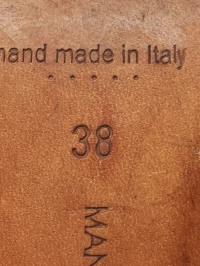 Pre-owned Manolo Blahnik 950059 Brown