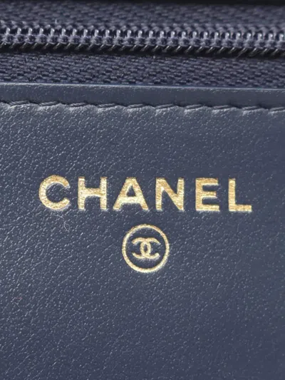 Pre-owned Chanel 2021-2025 Cc Denim Wallet On Chian Crossbody Bag In Blue