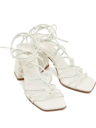 Pre-owned Gianvito Rossi Minas Strappy Sandals In White