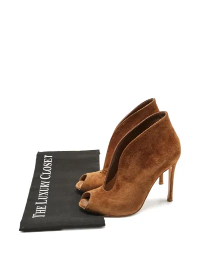 Pre-owned Gianvito Rossi Peep-toe Suede Heeled Sandals In Brown