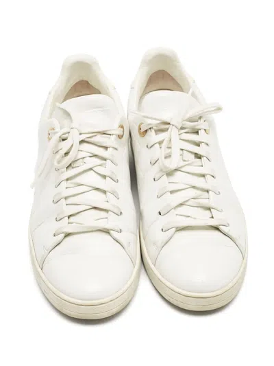 Pre-owned Louis Vuitton Croc-embossed Leather Sneakers In White