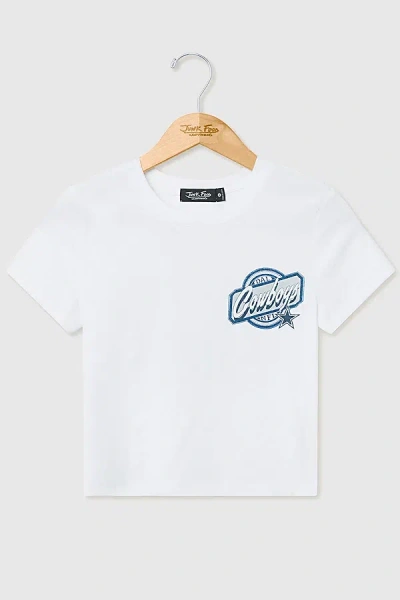 Junk Food Nfl Cheers Baby Tee In Dallas Cowboys, Women's At Urban Outfitters In White