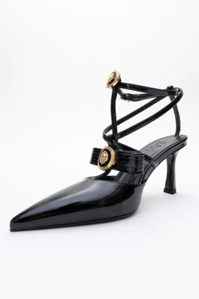 Prologue Shoes Peal Pointed Toe Pump In Black