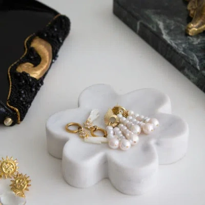 Parma Tile Superbloom Marble Catchall In White