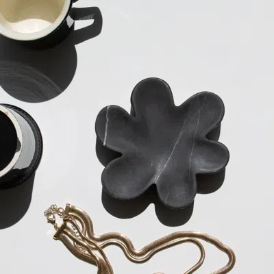 Parma Tile Superbloom Marble Catchall In Black