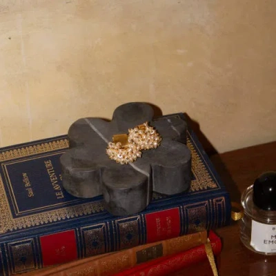 Parma Tile Superbloom Marble Catchall In Black