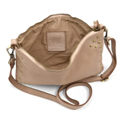 Bolsa Nova Boho Clutch In Brown