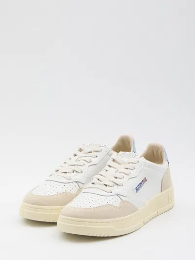 Autry Medalist Low Sneakers In White