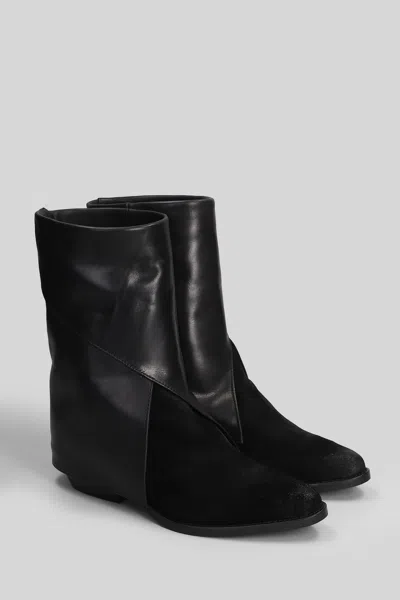Julie Dee Texan Ankle Boots In Black Suede And Leather In Black