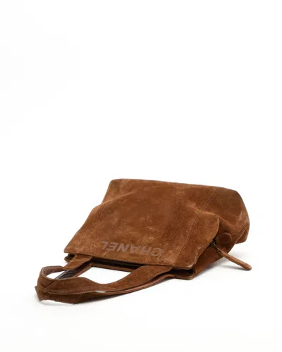 Pre-owned Chanel Cc Suede Tote Bag In Brown