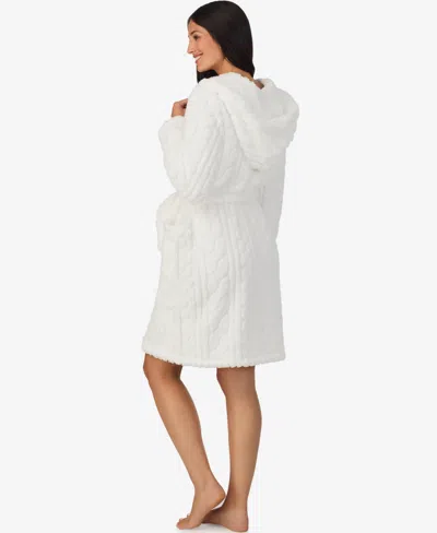 Cuddl Duds Cuddl Dud Women's Short Long-sleeve Hooded Wrap Robe In White