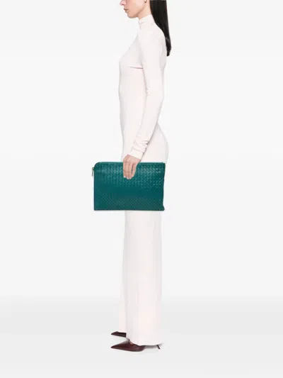 Pre-owned Bottega Veneta 2012-2025 Nappa Intrecciato Clutch Bag In Blue