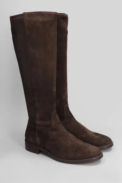 Julie Dee Low Heels Boots In Dark Brown Suede In Burgundy