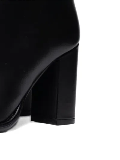 Poche Paris Block-heel Boots In Black