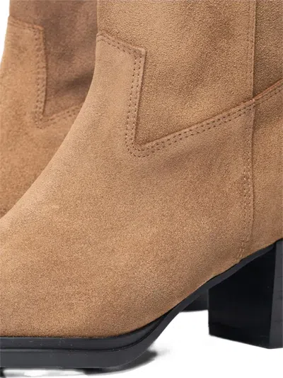 Poche Paris Pointed-toe Ankle Boots In Brown