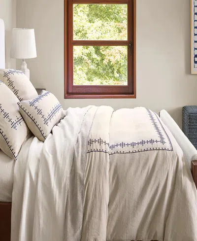 Dash And Albert Rugs By Annie Selke Cielo Stripe Da2205 2'6''x8' Runner Area Rug In Blue