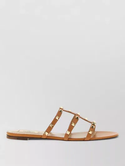 Valentino Garavani Flat Sole Rockstud Leather Sandals In A76 Candy Rose