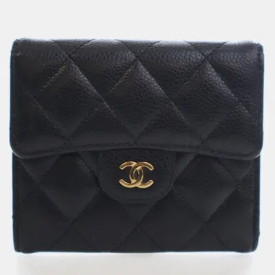 Pre-owned Chanel Caviar Compact Classic Flap Wallet In Black