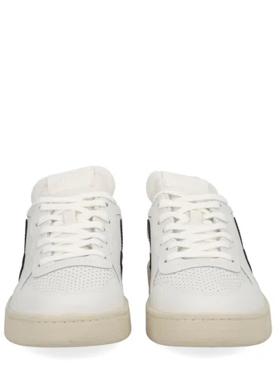 Veja V-90 Sneakers In Black And White Leather In White