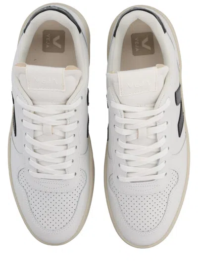 Veja V-90 Sneakers In Black And White Leather In White