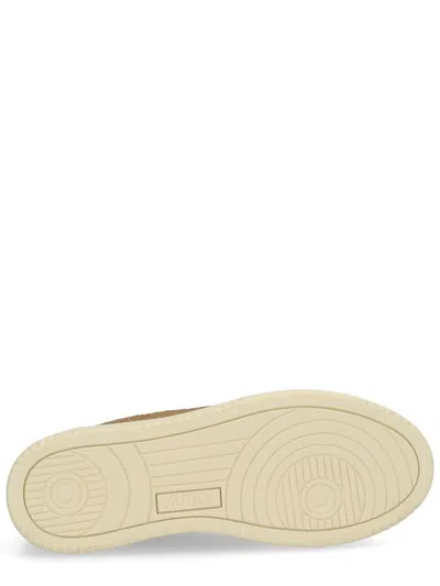 Autry "dallas Low Sparkling" Sneaker In Neutral