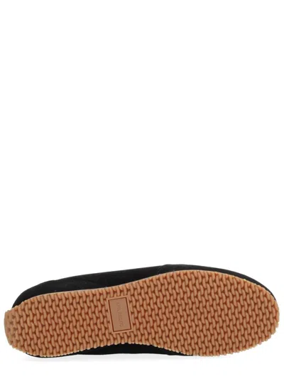 Axel Arigato Daze Runner Black Sneaker With Logo On The Tongue And Grooved Sole In Suede Man In Black