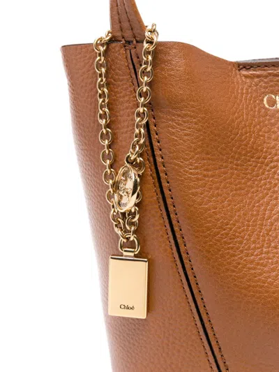 Chloé Spin Small Leather Tote In Brown