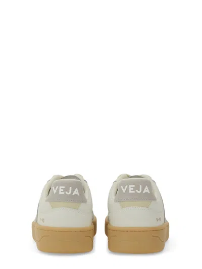 Veja V-90 O.t. Leather Men Sneaker In White Light Grey In Gray
