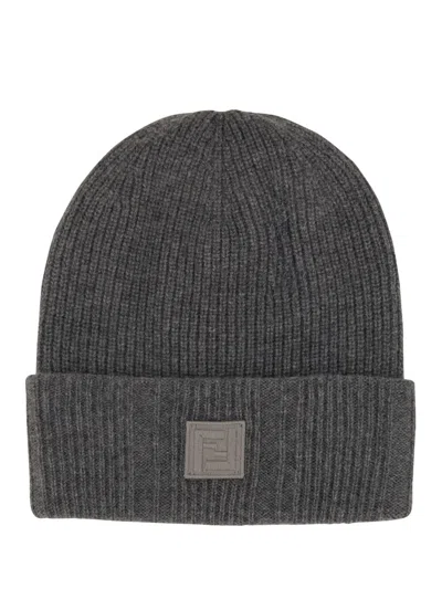 Fendi Beanie Hat With Logo In Gray