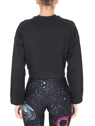 Msgm Logo Print Cross-neck Sweatshirt In Black