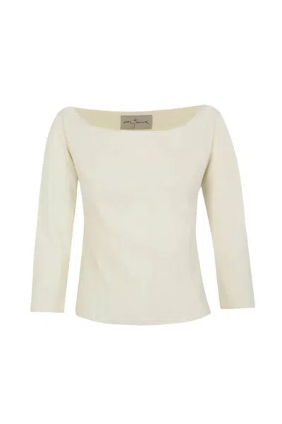 Cortana Women's Soto Linen Top In Ivory In Neutral