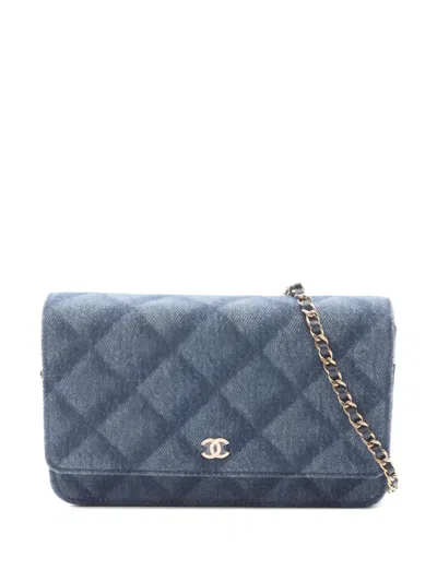 Pre-owned Chanel 2021 Small Wallet On Chain Shoulder Bag In Blue