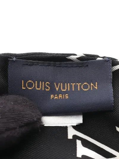 Pre-owned Louis Vuitton 2021 Monogram Silk Scarf In Black