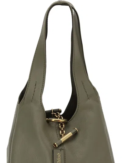 Chloé Green Calf Leather Bos Taurus Shoulder Bag In Green