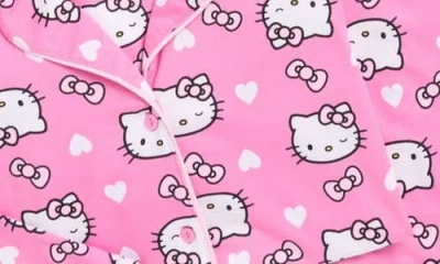 Hello Kitty Pajamas & Socks Set