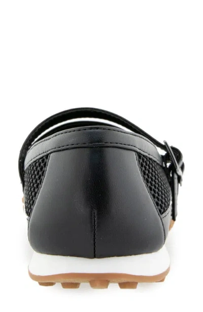Reaction Kenneth Cole Violeta Mary Jane Flat In Black