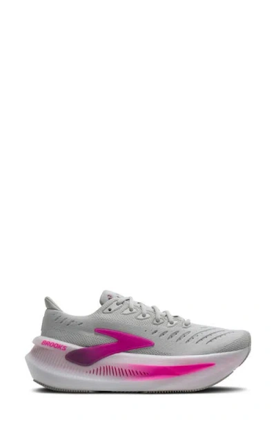 Brooks Glycerin Max 2 Hybrid Running Shoe In White