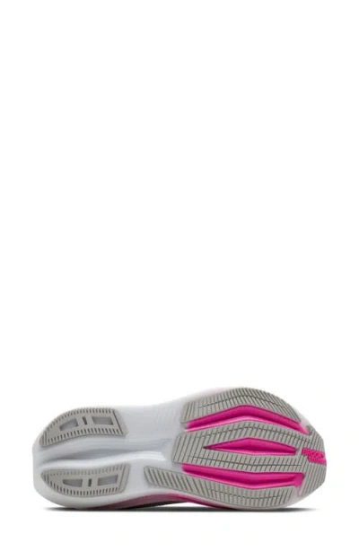 Brooks Glycerin Max 2 Hybrid Running Shoe In White